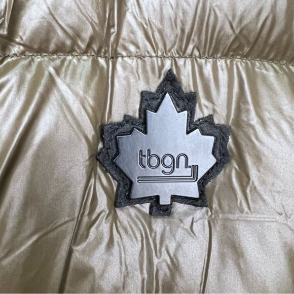 Toboggan Green Hooded Puffer Vest Sz Medium Winter Fall Outdoor Unisex Cabincore - Picture 11 of 16